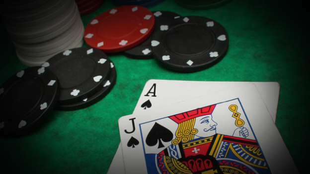 Guide to Play Most Common Blackjack Variations